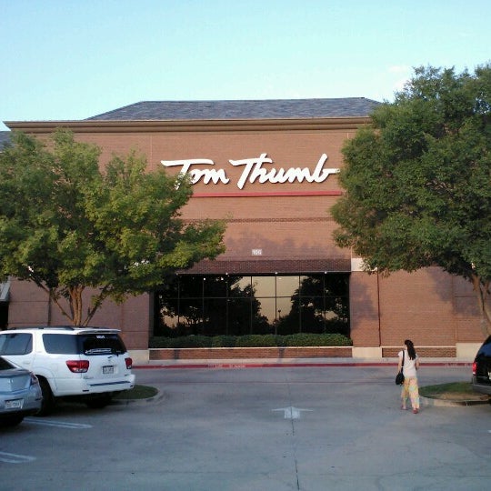Tom Thumb Grocery Store
