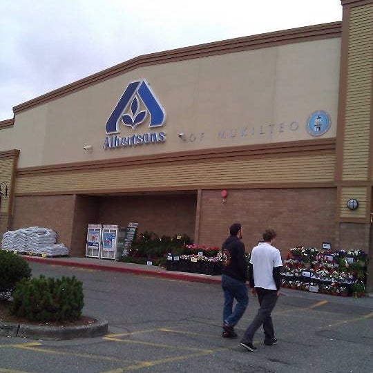 Albertsons Grocery Store