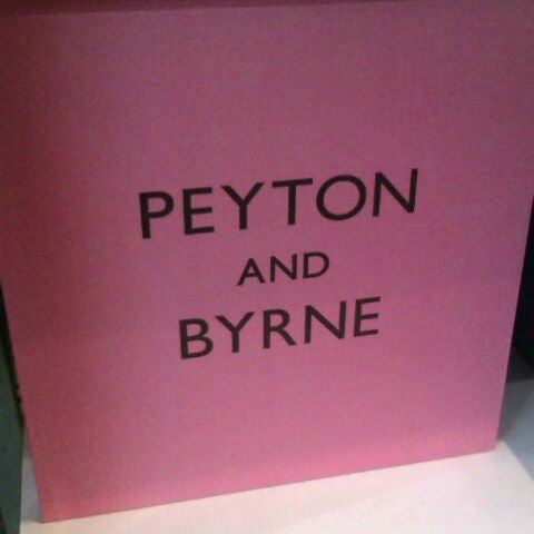 Foto tirada no(a) Peyton and Byrne por Giovanni L. em 3/25/2012