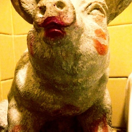 Photo prise au In A Pig&#39;s Eye par Ana D. le3/12/2012