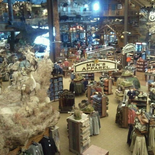Photos at Bass Pro Shops - Sporting Goods Retail