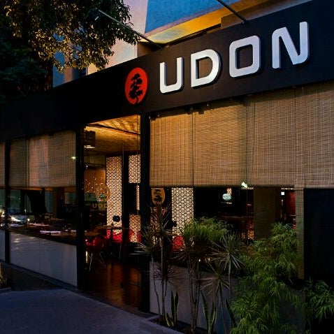 รูปภาพถ่ายที่ Udon โดย Leandro R. เมื่อ 5/30/2011