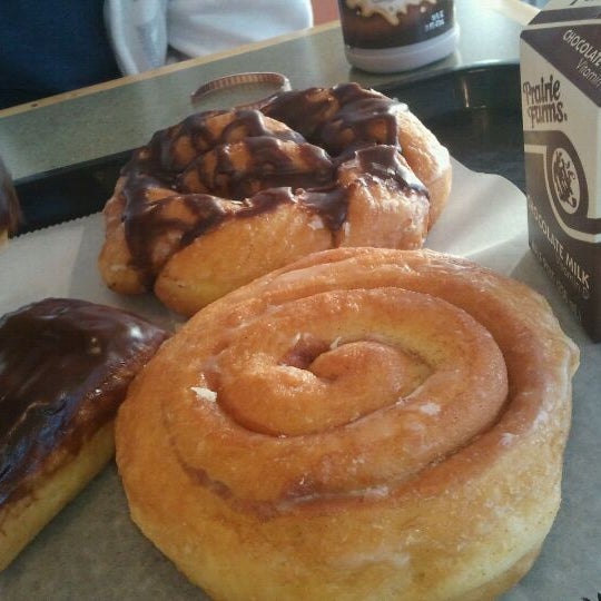 Paul's Donuts Donut Shop