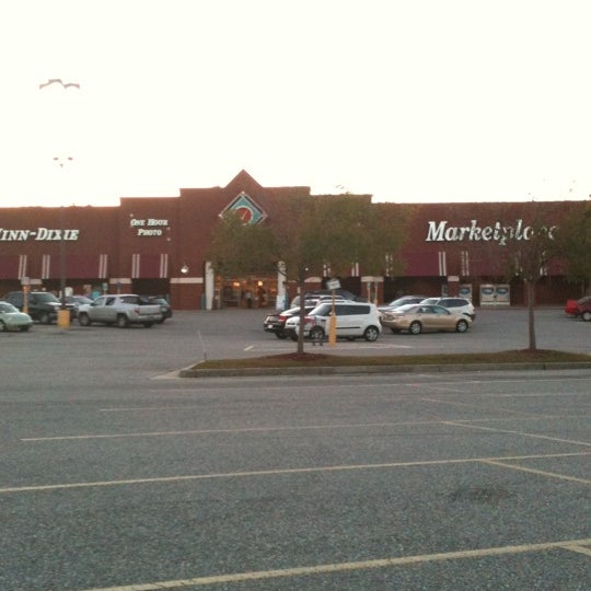 Winn Dixie Now Closed 2502 Schillinger Rd S