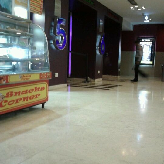 Spice World Mall (Artık Kapalı) 21 tavsiye