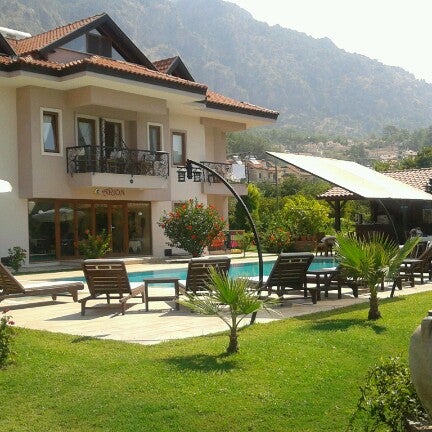 Das Foto wurde bei Göcek Arion Hotel von Reha T. am 7/20/2012 aufgenommen