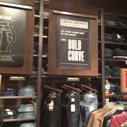 Levi's Store - Irvine Center - 2 tips from 232 visitors