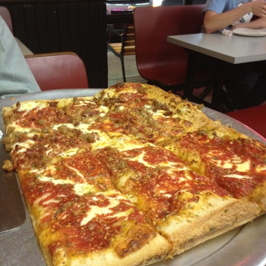 Marabella Old World Pizza Greenville, NC'da fotoğraflar