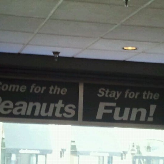 Peanuts Bar in Naperville