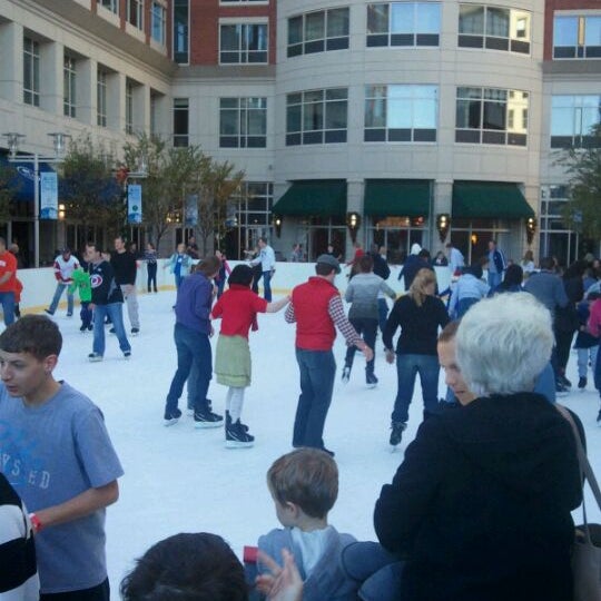 Photo taken at Courtyard by Marriott Greenville Downtown by Jaron F. on 11/25/2011