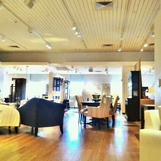 Crate & Barrel Furniture / Home Store in Old Pasadena