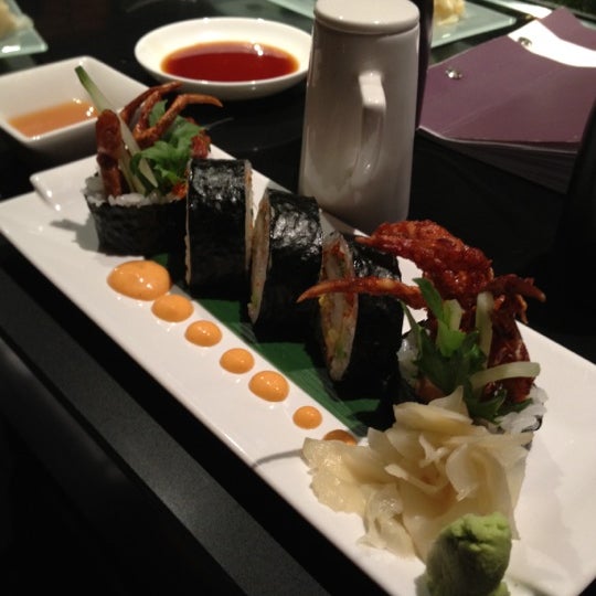 Photo prise au Ichi Sushi &amp; Sashimi Bar par Quinton H. le6/30/2012