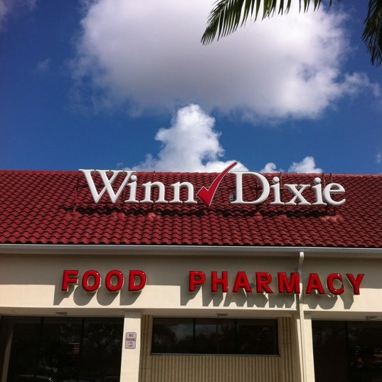WinnDixie Grocery Store in Miami Lakes