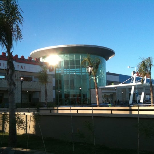 2/12/2011에 Fernando B.님이 Tortugas Open Mall에서 찍은 사진