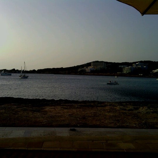 Foto scattata a Sun Sea Bar da Yara il 7/25/2012