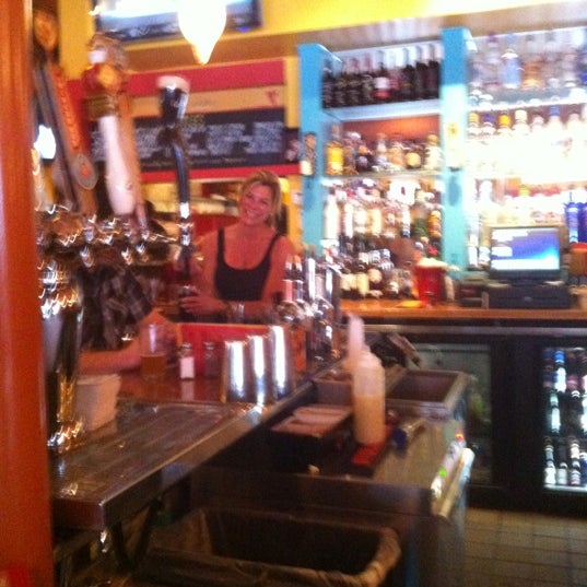 4/24/2012 tarihinde Brandon P.ziyaretçi tarafından Barcelona Tapas Restaurant - Saint Louis'de çekilen fotoğraf