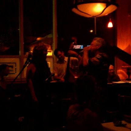 9/9/2011にThere Is N.がTouché Restaurant &amp; Barで撮った写真