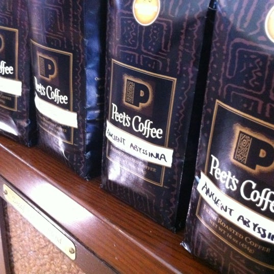 8/6/2012에 Jan K.님이 Peet&#39;s Coffee &amp; Tea에서 찍은 사진