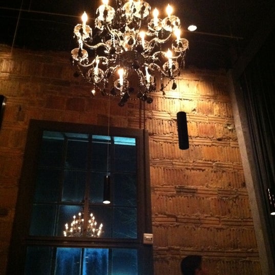 รูปภาพถ่ายที่ Eventide Restaurant โดย Ashley M. เมื่อ 11/18/2011