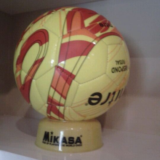 Golden sport. сидение jawa typ 23. Sport logo design. голден пост. логотип золото.