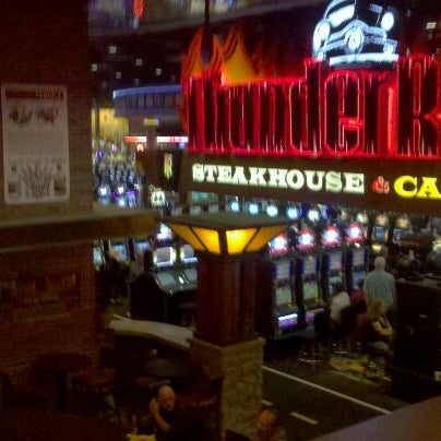 Foto diambil di Route 66 Casino Hotel oleh Jason G. pada 10/23/2011