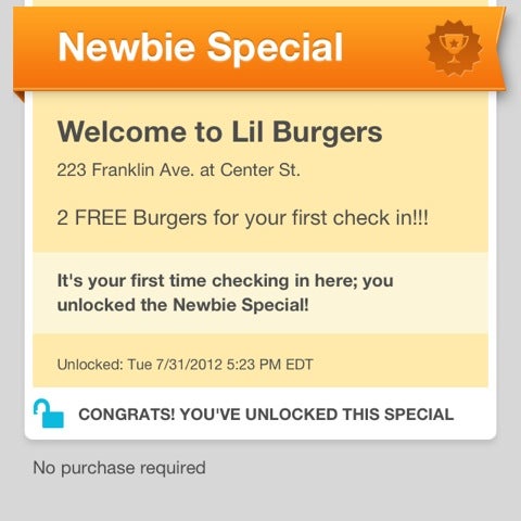 รูปภาพถ่ายที่ Lil Burgers โดย ~Gonzostyle :) เมื่อ 7/31/2012