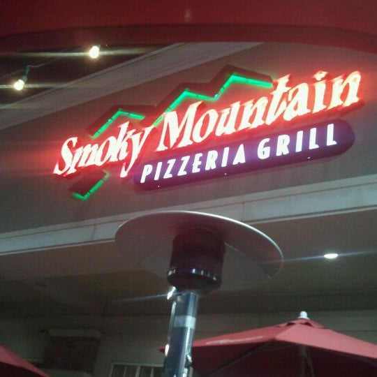 Smoky Mountain Pizzeria Grill - 14 tips from 224 visitors