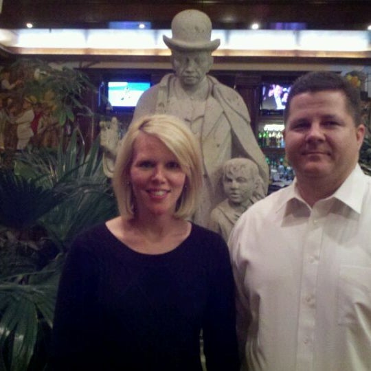 Photo taken at Abuelo&#39;s Mexican Restaurant by Dana G. on 11/2/2011