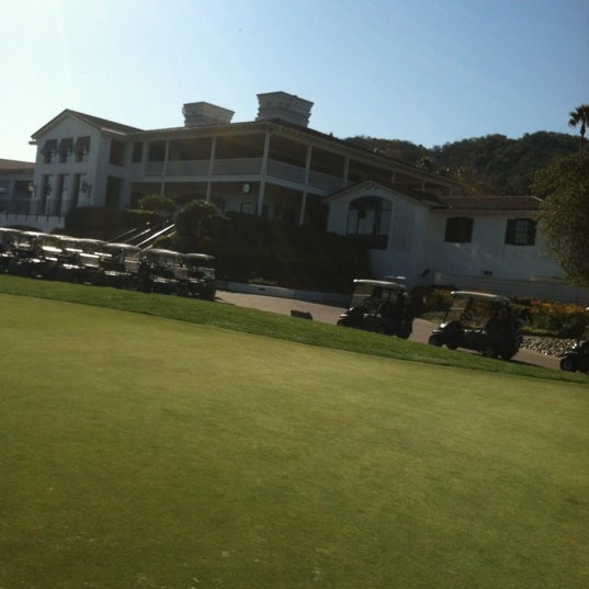Photo taken at Eagle Ridge Golf Club by Kevin L. on 3/4/2012