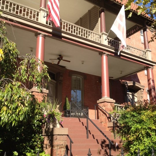 10/30/2011にMaria M.がMorrison-Clark Historic Inn &amp; Restaurantで撮った写真