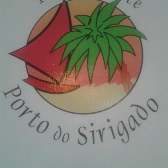 Foto diambil di Restaurante Porto do Sirigado oleh Diego M. pada 7/6/2012