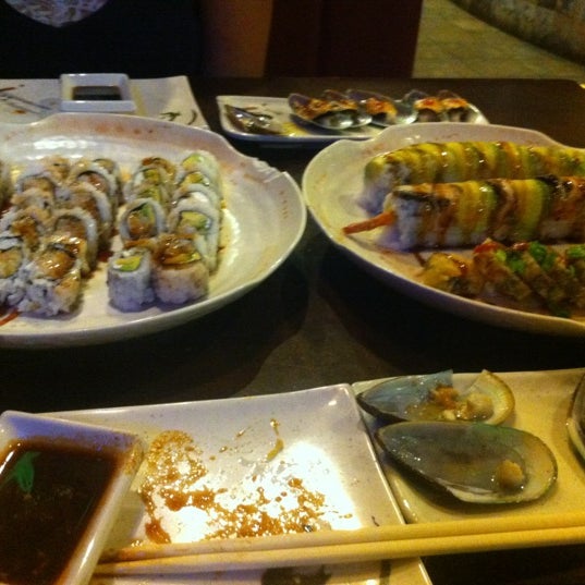 Photo taken at Ijji Sushi by Narciso R. on 8/28/2012