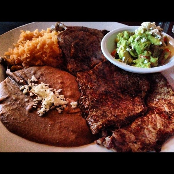 Photo taken at Salsa &amp; Agave Mexican Grill by Billy H. on 8/30/2012