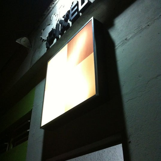8/4/2012 tarihinde Carlos V.ziyaretçi tarafından Bar Pixel'de çekilen fotoğraf