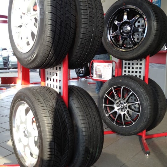 Discount Tire Automotive Shop