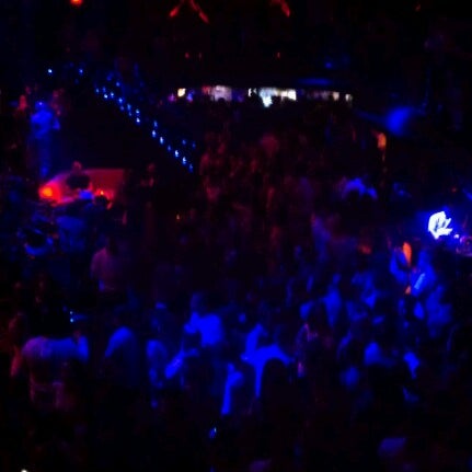 รูปภาพถ่ายที่ LAX Nightclub โดย Justin L. เมื่อ 8/30/2012