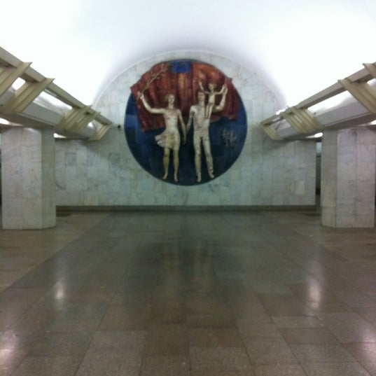 Метро Полянка Магазины