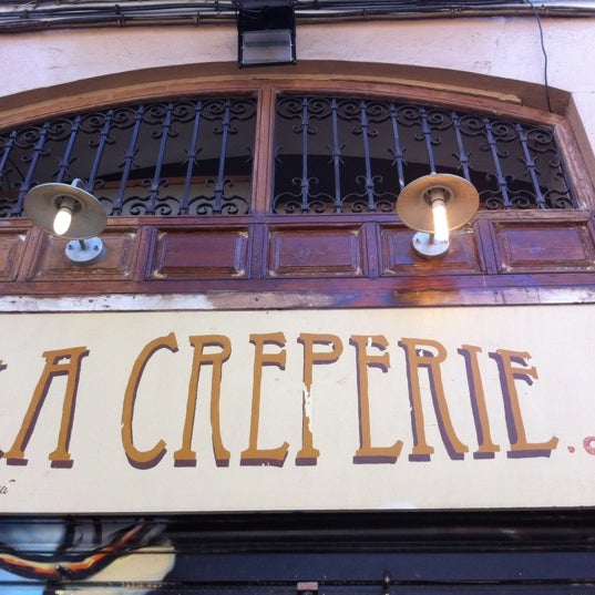 Como lo dice el cartel, la creperie de Granada...ORG y tw @creperiegranada