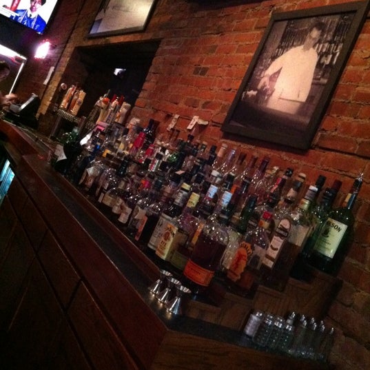 6/5/2012にGregory W.がXYZ the Tavernで撮った写真