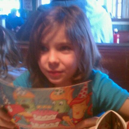 Photo taken at Chili&#39;s Grill &amp; Bar by Tina P. on 2/29/2012
