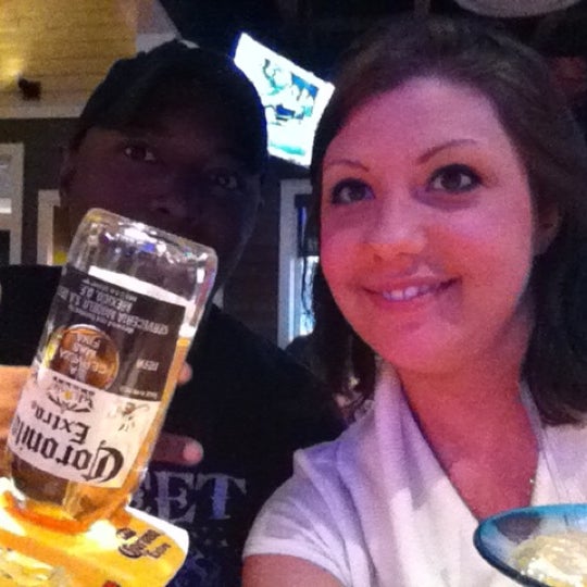 Photo taken at Chili&#39;s Grill &amp; Bar by Jenni H. on 4/3/2012