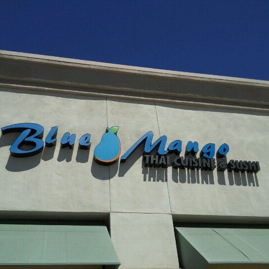 Photo taken at Blue Mango by Aj E. on 8/28/2012
