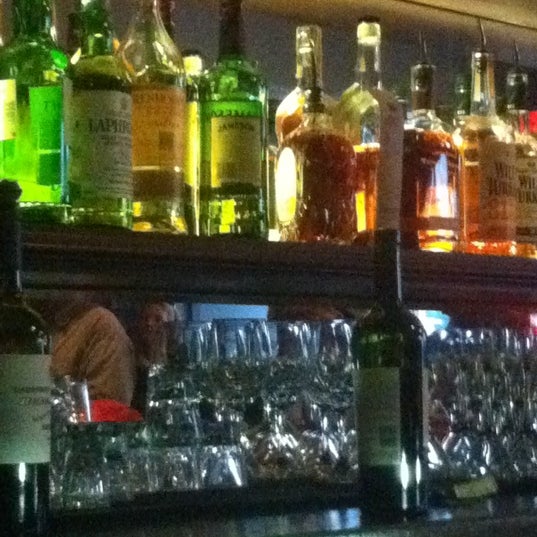 Foto scattata a Zeki&#39;s Bar da Danny S. il 9/6/2012