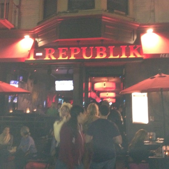 Photo taken at 1 Republik by DJ R. on 5/6/2012