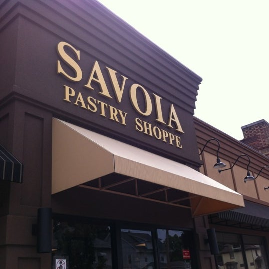 Savoia Italian Bakery - 2267 Clifford Ave