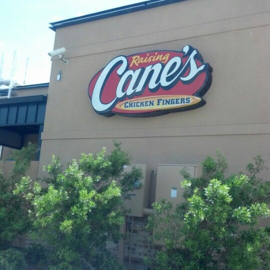 Photo taken at Raising Cane&#39;s Chicken Fingers by LeeAnne S. on 9/1/2012