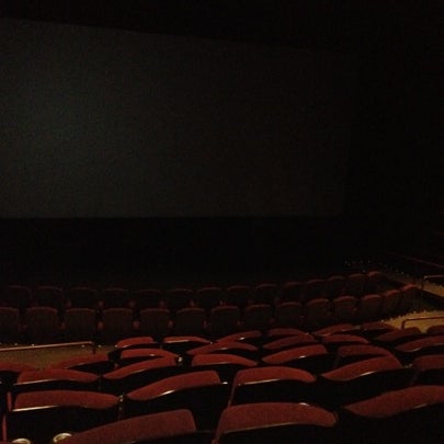 8/4/2012 tarihinde Dayana H.ziyaretçi tarafından Studio Movie Grill Epicentre'de çekilen fotoğraf