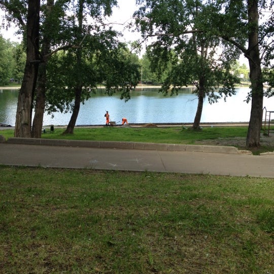 Парк бекет на загородном шоссе