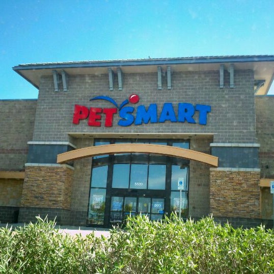 petsmart aurora