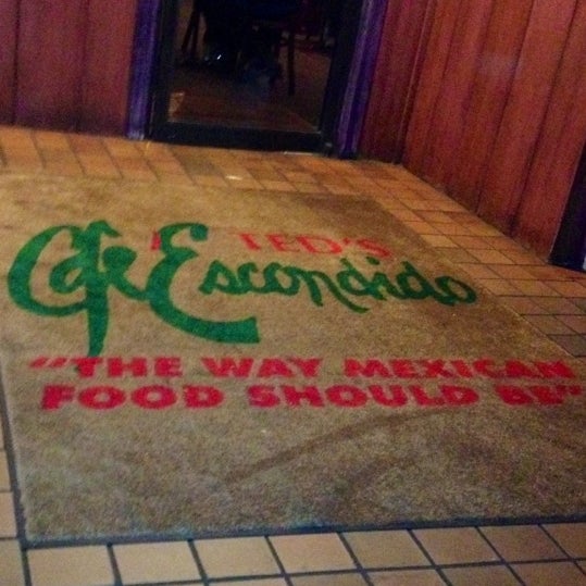 Photo prise au Ted&#39;s Cafe Escondido - OKC Northside par Jeremy S. le2/27/2012